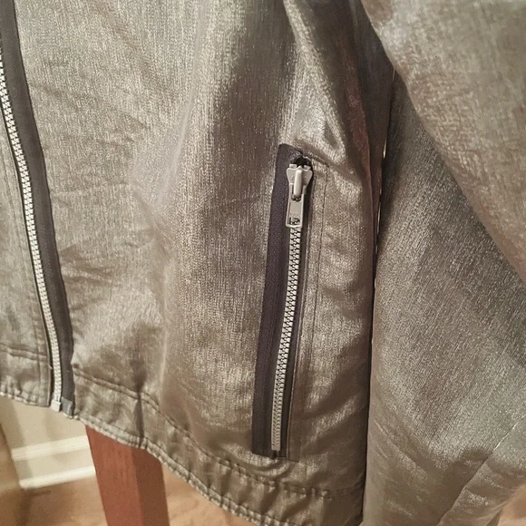 Reebok reflective metallic full zip jacket w/ pockets elastic waist SZ M silver - Picture 6 of 12
